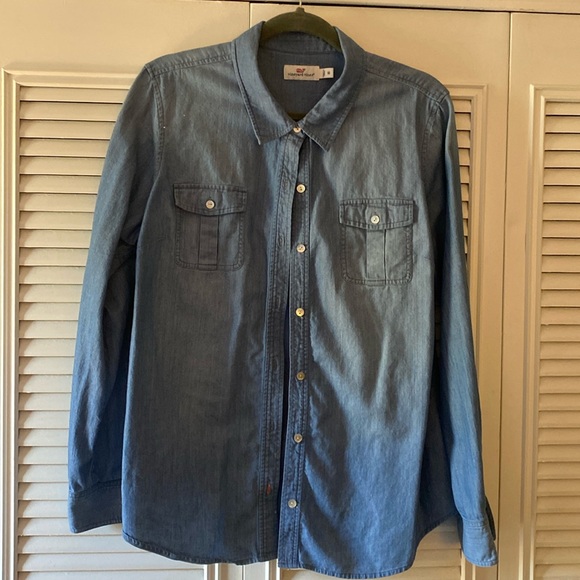 Vineyard Vines button down - Picture 1 of 3